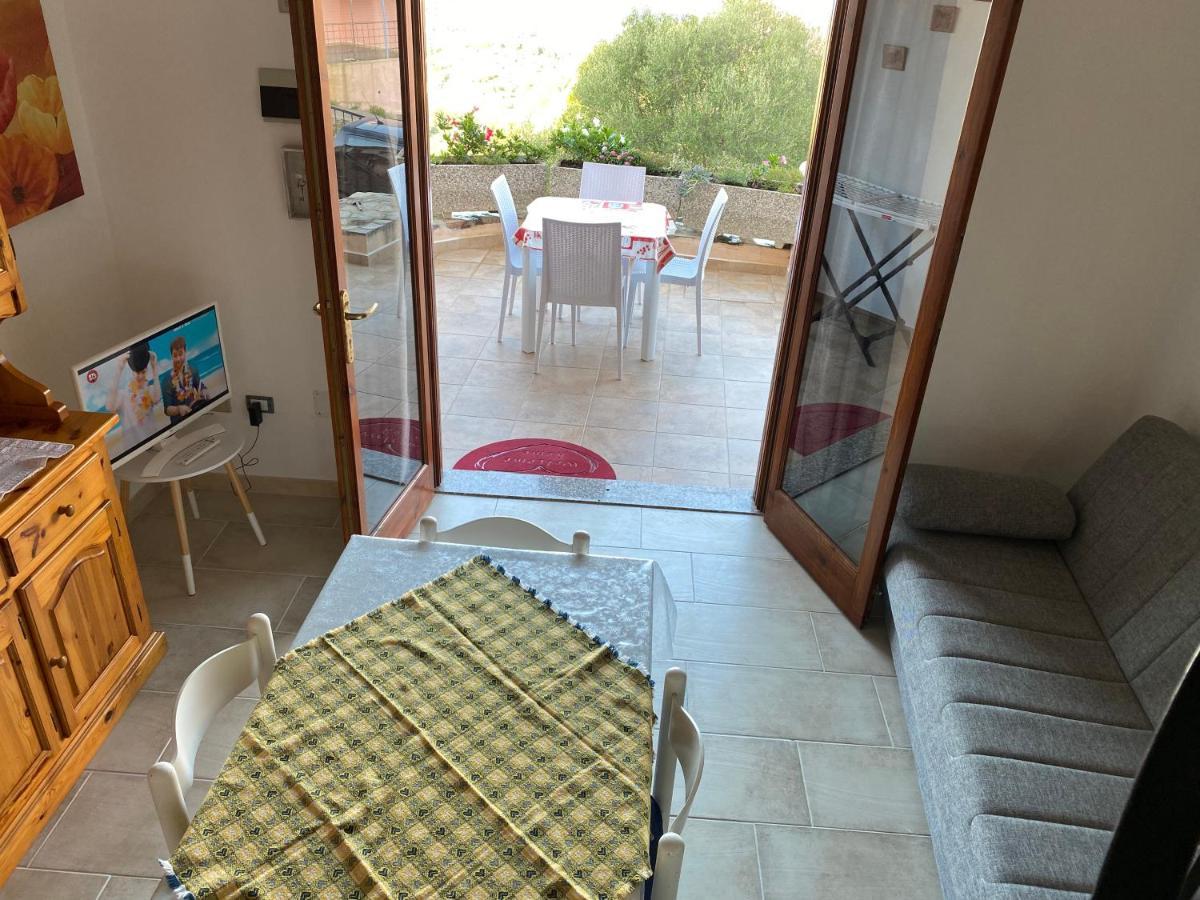 Case Vacanze Dany Budoni Exteriör bild
